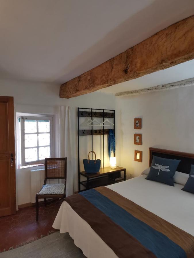 Ana'S Guest House Chambres D'Hotes Aups Dış mekan fotoğraf
